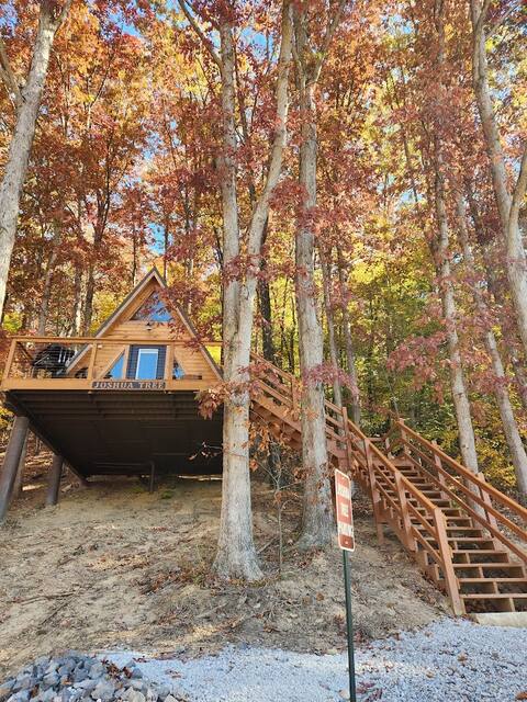 Joshua Tree: 4 Person A-Frame Cabin