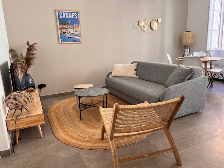 Un Nid Douillet Quartier Du Suquet, Près De La Mer - Cannes
