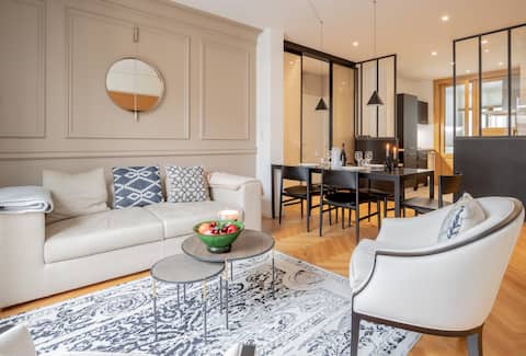 Luxurious Medicis 50 m from the lake