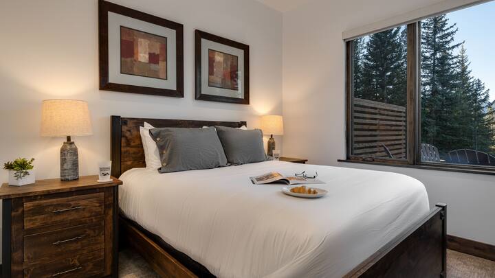 Საძინებელი 2, ქვედა დონე - კინგ ‑ აპარტამენტი ქვედა დონეზე