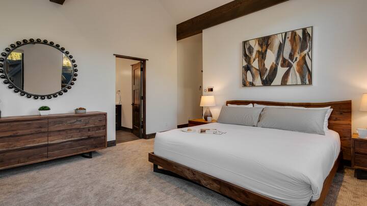 Საძინებელი 1, ზედა დონე - ძირითადი ფლიგელი