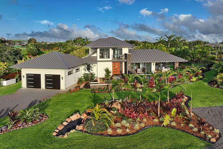 Hale Kahili Ohana: 3 BR Villa w/Pool + Vivid Views gallery image 3