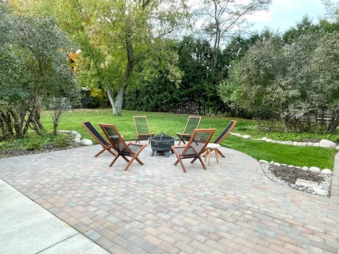 Newly-Renovated Dog-Friendly Getaway!