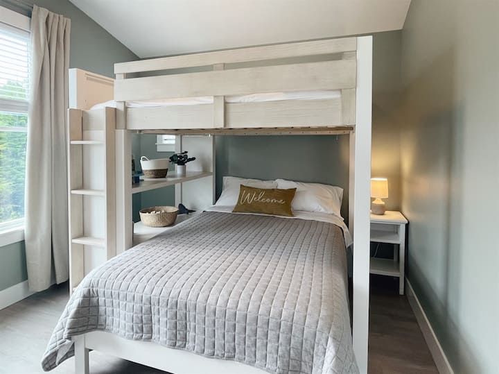 Full over full beds