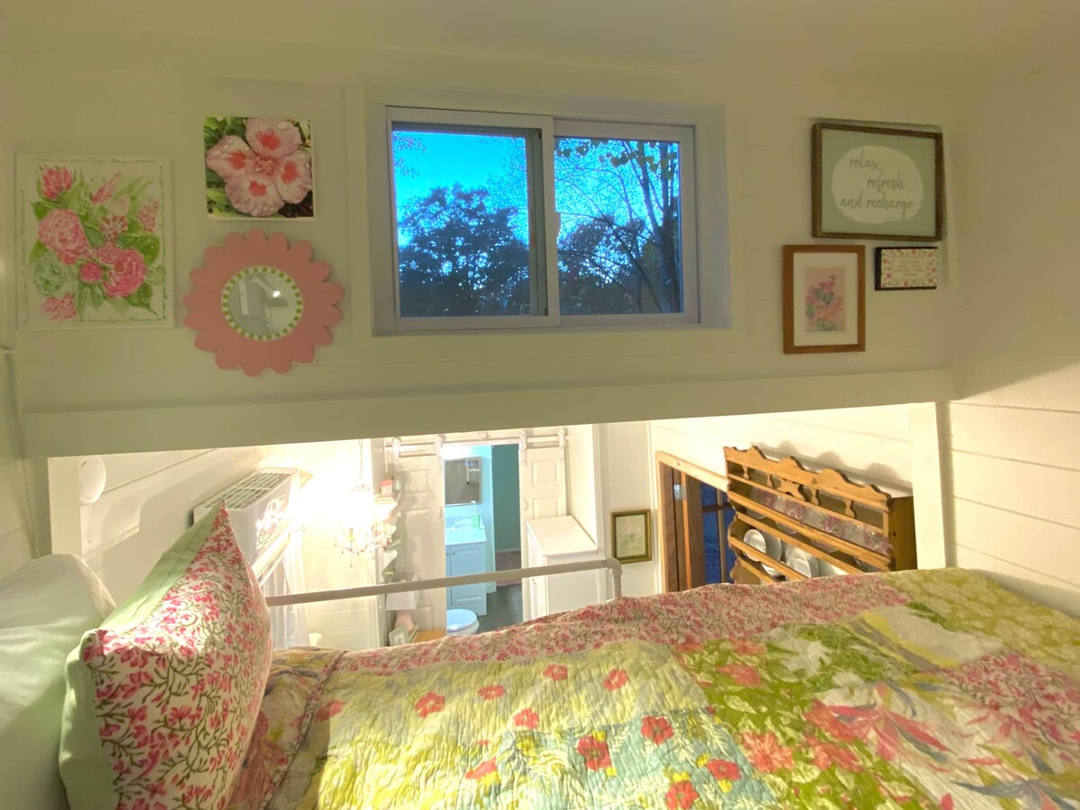 Paradise Meadows Tiny House