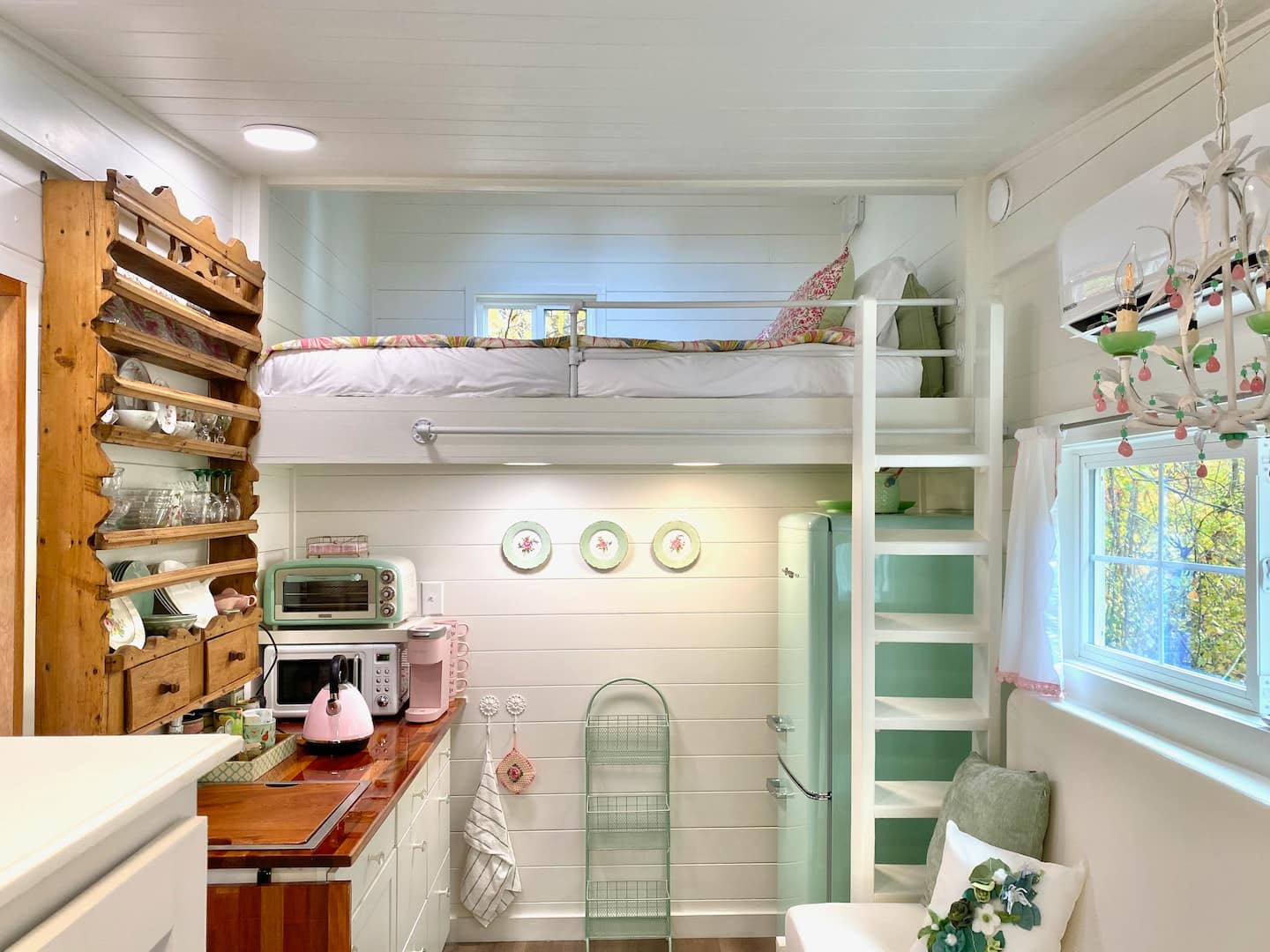Paradise Meadows Tiny House