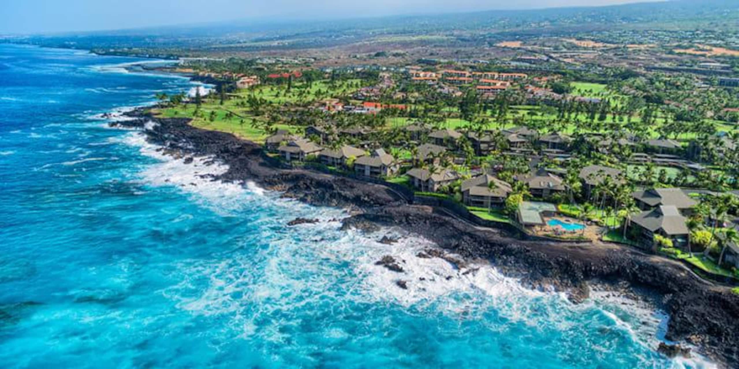 Condo in Kailua-Kona · ★4.67 · 2 bedrooms · 3 beds · 2 baths - Image 32