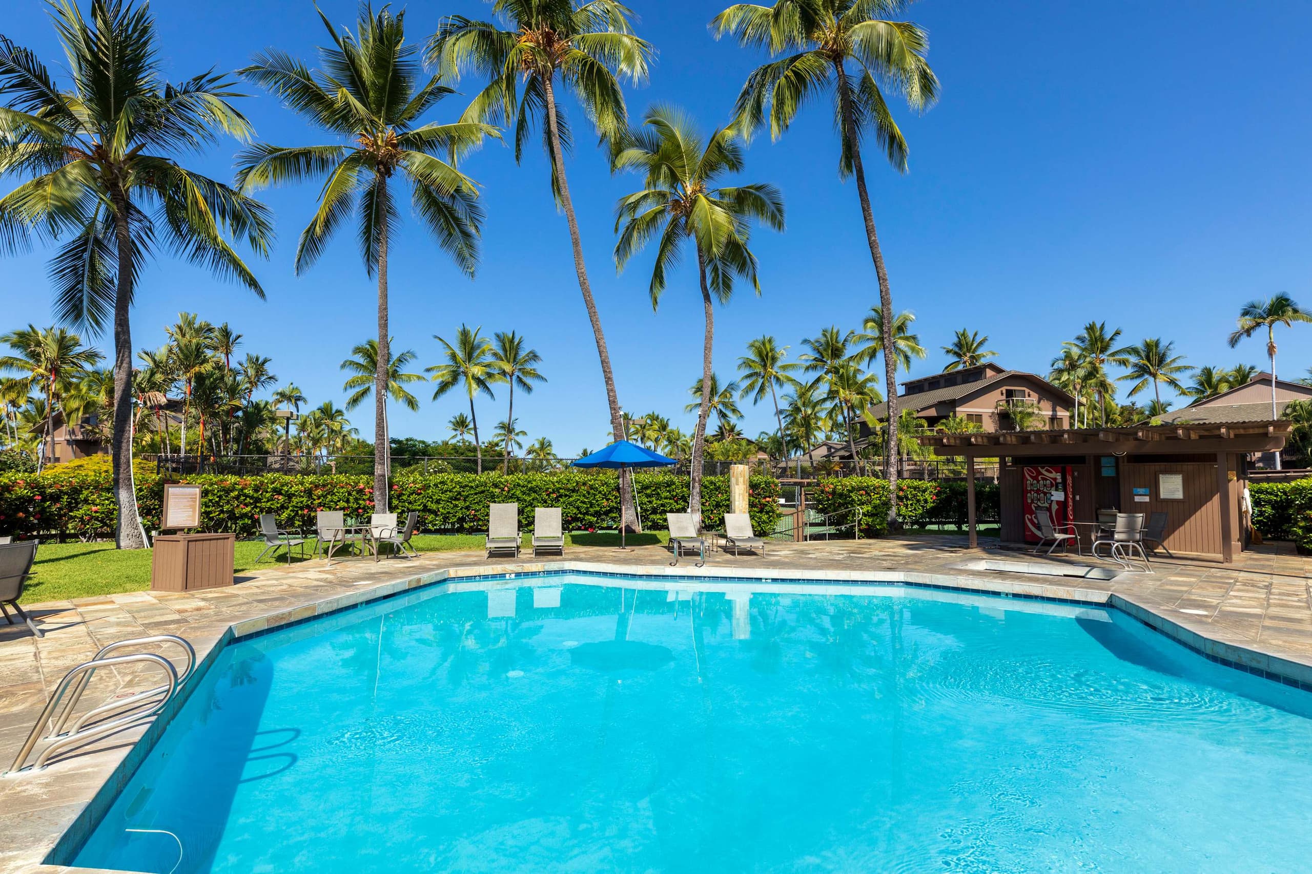 Condo in Kailua-Kona · ★4.84 · 2 bedrooms · 5 beds · 2 private baths - Image 57