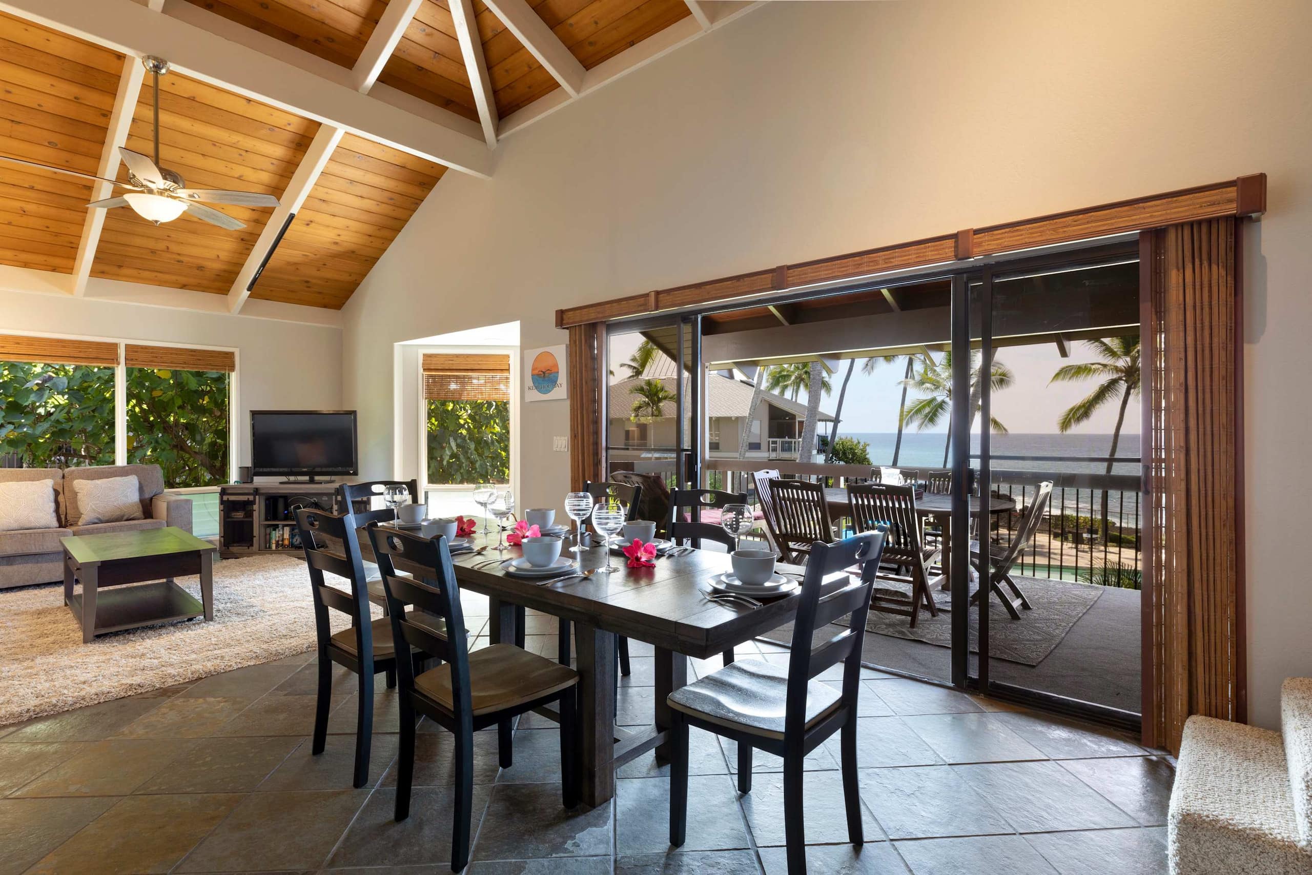 Condo in Kailua-Kona · ★4.84 · 2 bedrooms · 5 beds · 2 private baths - Image 9