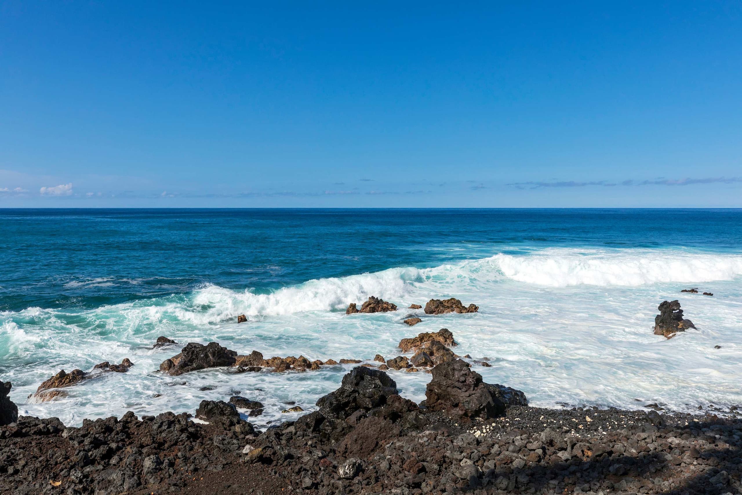 Condo in Kailua-Kona · ★4.84 · 2 bedrooms · 5 beds · 2 private baths - Image 38