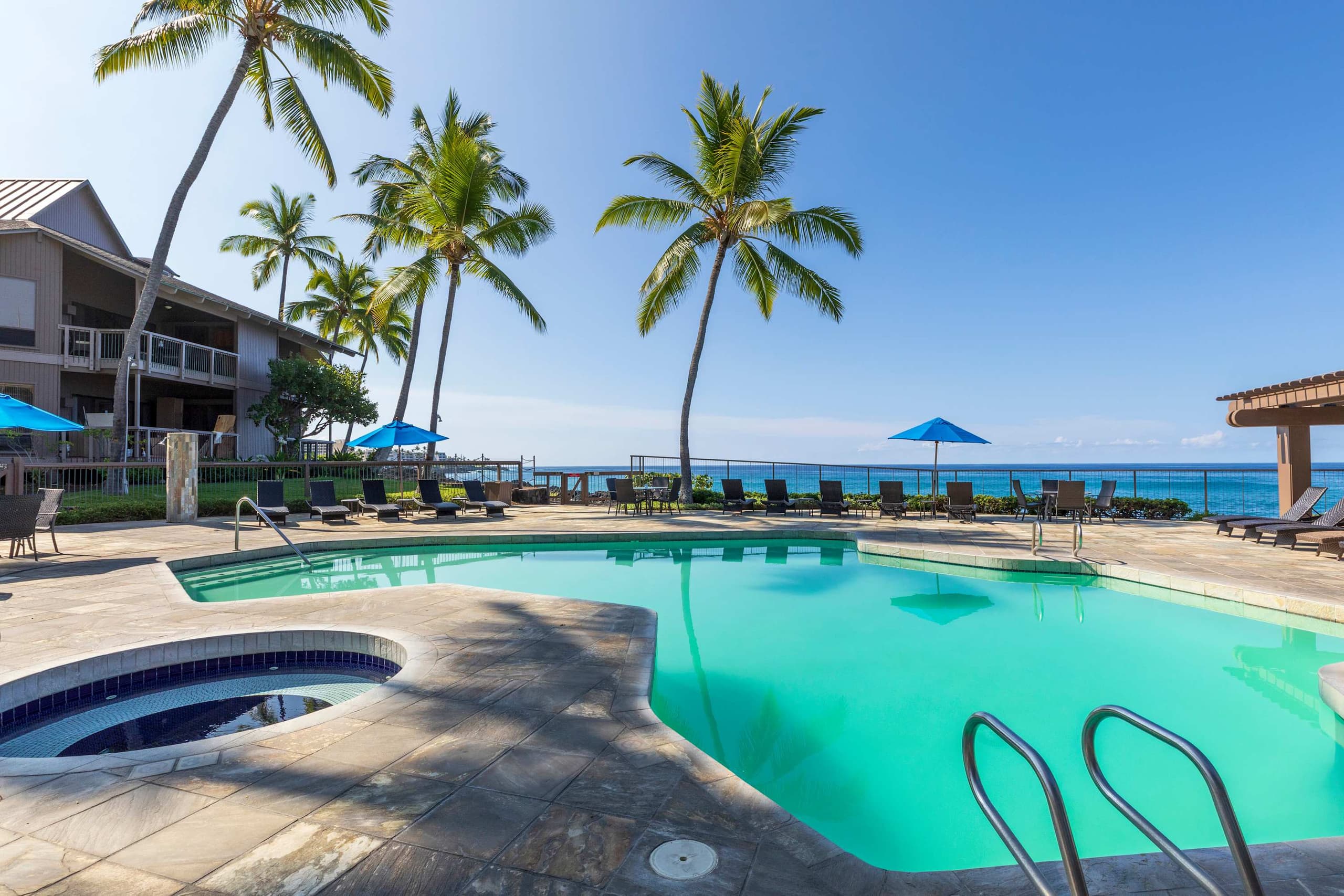 Condo in Kailua-Kona · ★4.84 · 2 bedrooms · 5 beds · 2 private baths - Image 42