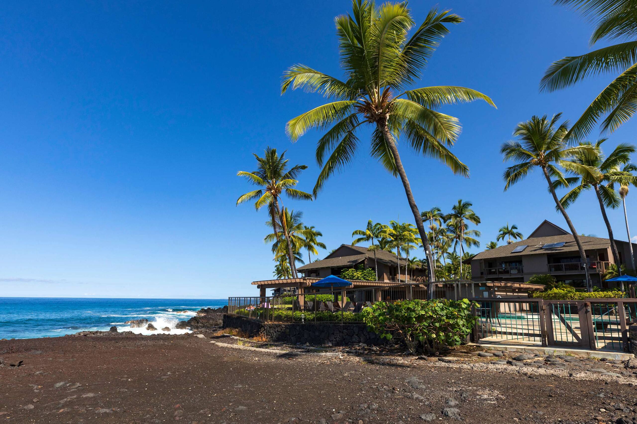 Condo in Kailua-Kona · ★4.84 · 2 bedrooms · 5 beds · 2 private baths - Image 44
