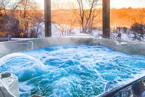 Lake views! Hot tub! Family & pet friendly!