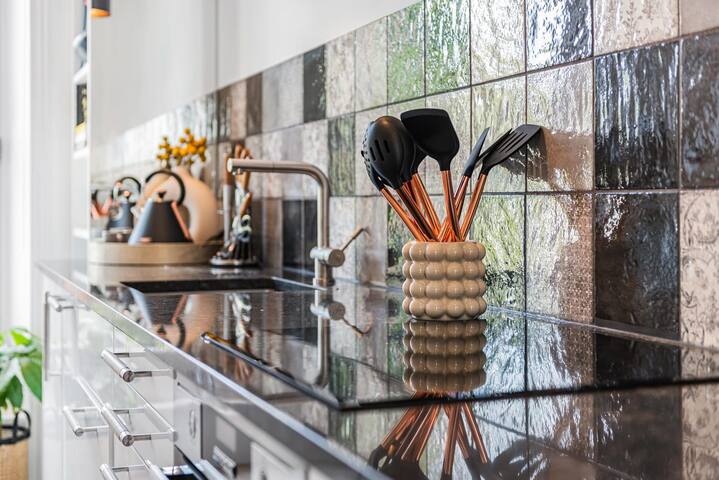 2 bed Primrose Hill – by Out of Office Lifestyle gallery image 2