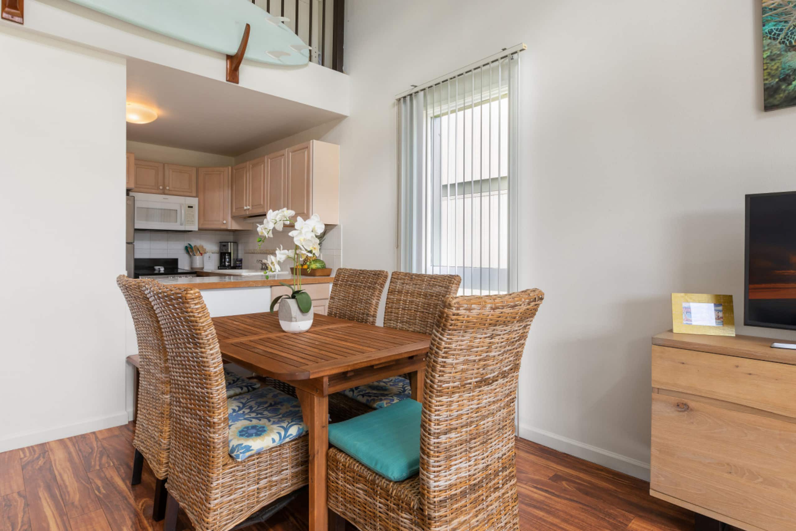 Home in Kahuku · ★4.87 · 2 bedrooms · 4 beds · 2 private baths - Image 13
