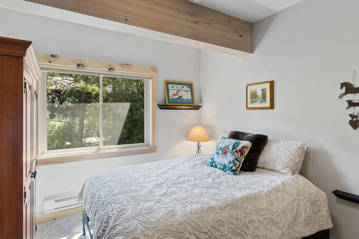 Slaapkamer 3 met queensize bed