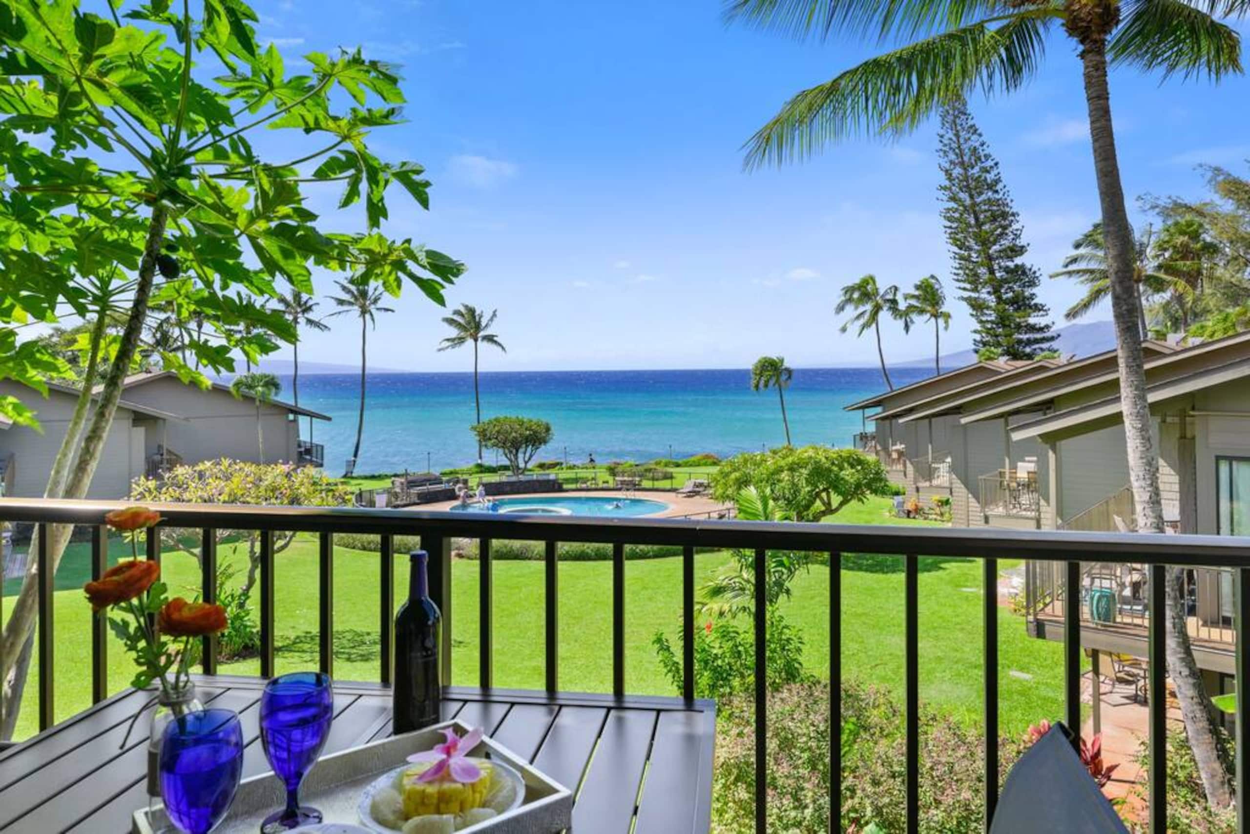 Condo in Lahaina · ★4.85 · 2 bedrooms · 5 beds · 2 baths - Image 6