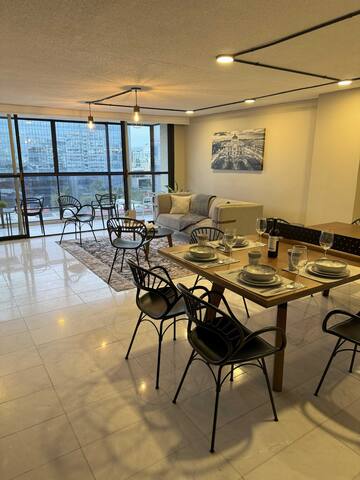 Central Polanco Hub, Near Restaurants & Shops gallery image 4