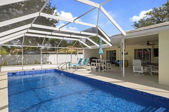 Modern & Fully Updated! W/heated Pool And Grill! - Bradenton, FL