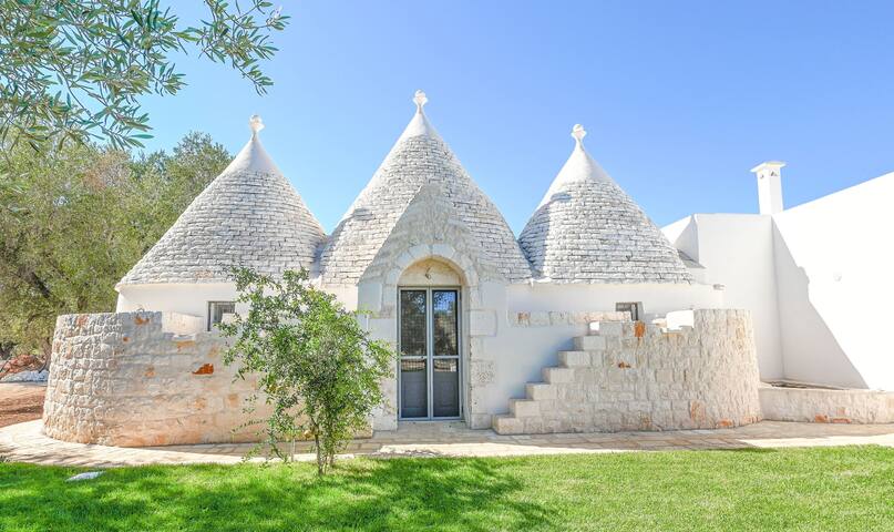 Trulli Eden 101 con Piscina Privata gallery image 2