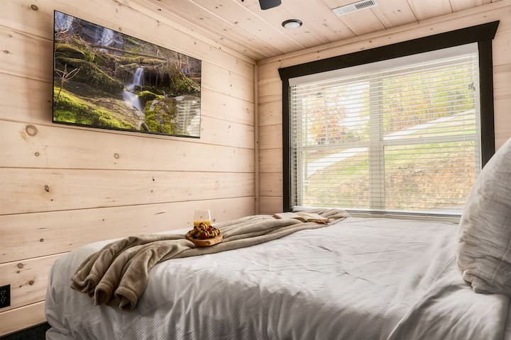 Otra suite king está arriba, junto a la litera.