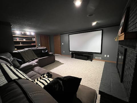 Spacious 5BR w/ Theater, Game Room & Backyard Fun