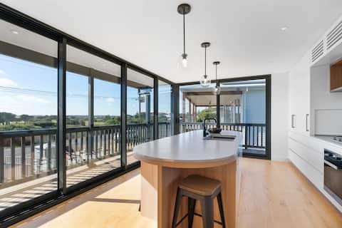 81 Bristow-Smith Goolwa Beach - Linen / WiFi