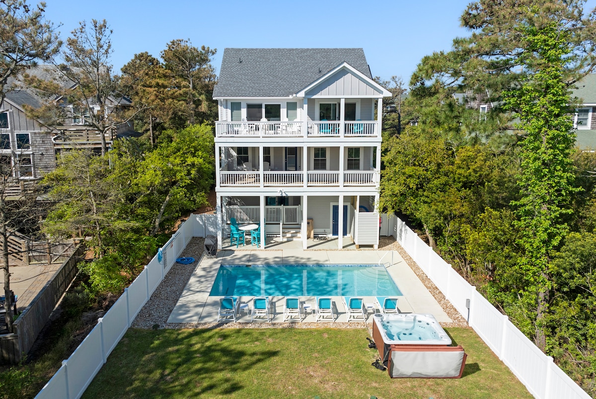 Fish Whisperer: Heated Pool, Hot Tub, Elevator