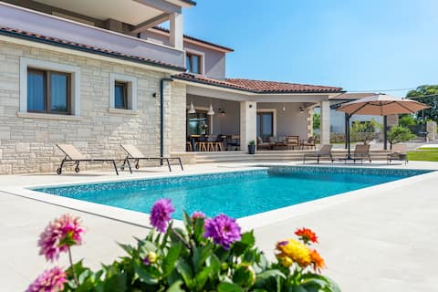 Villa Aeris
