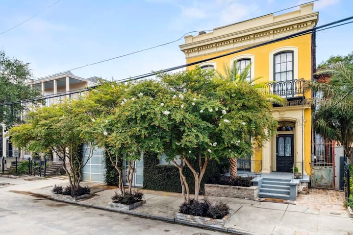 Michael And Marcia managed Airbnb listing 3
