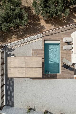 Peaceful Melissa Villas, Luxury, 2 pools, 5 BR, seaview, BBQ gallery image 3