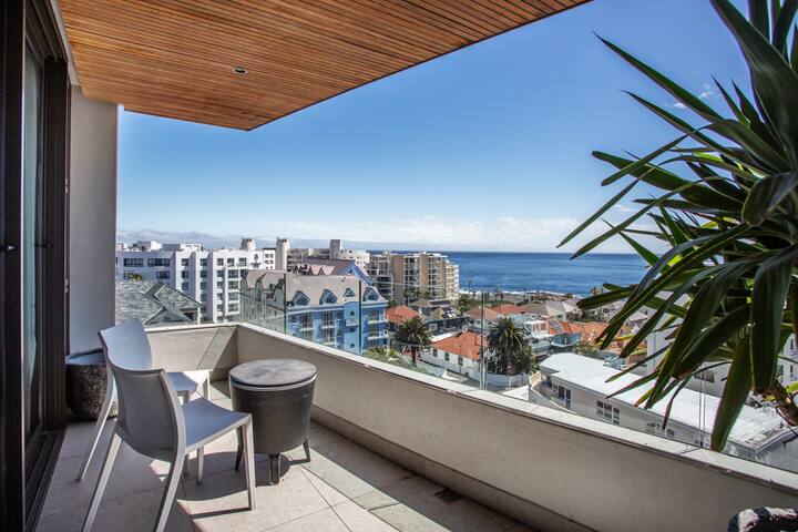 Above&Beyond • Sunset Charm • Excl 3Bedroom• 701 gallery image 3