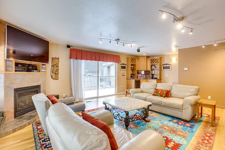 3 Mi To Skiing! Incline Village Retreat W/ Sauna - Carson City, NV