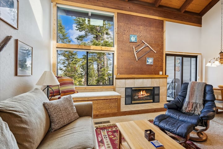 Rocky Point #14 By Tahoe Getaways - Hoa Pool, Gym, Tennis & More! - Lake Tahoe