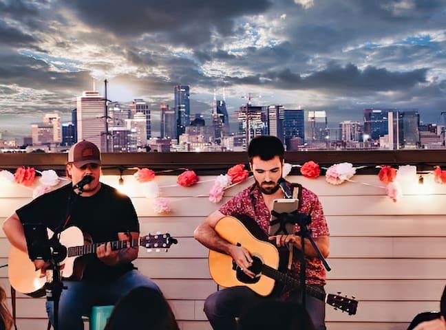 Side By Side | Perfect for Large Celebrations gallery image 4