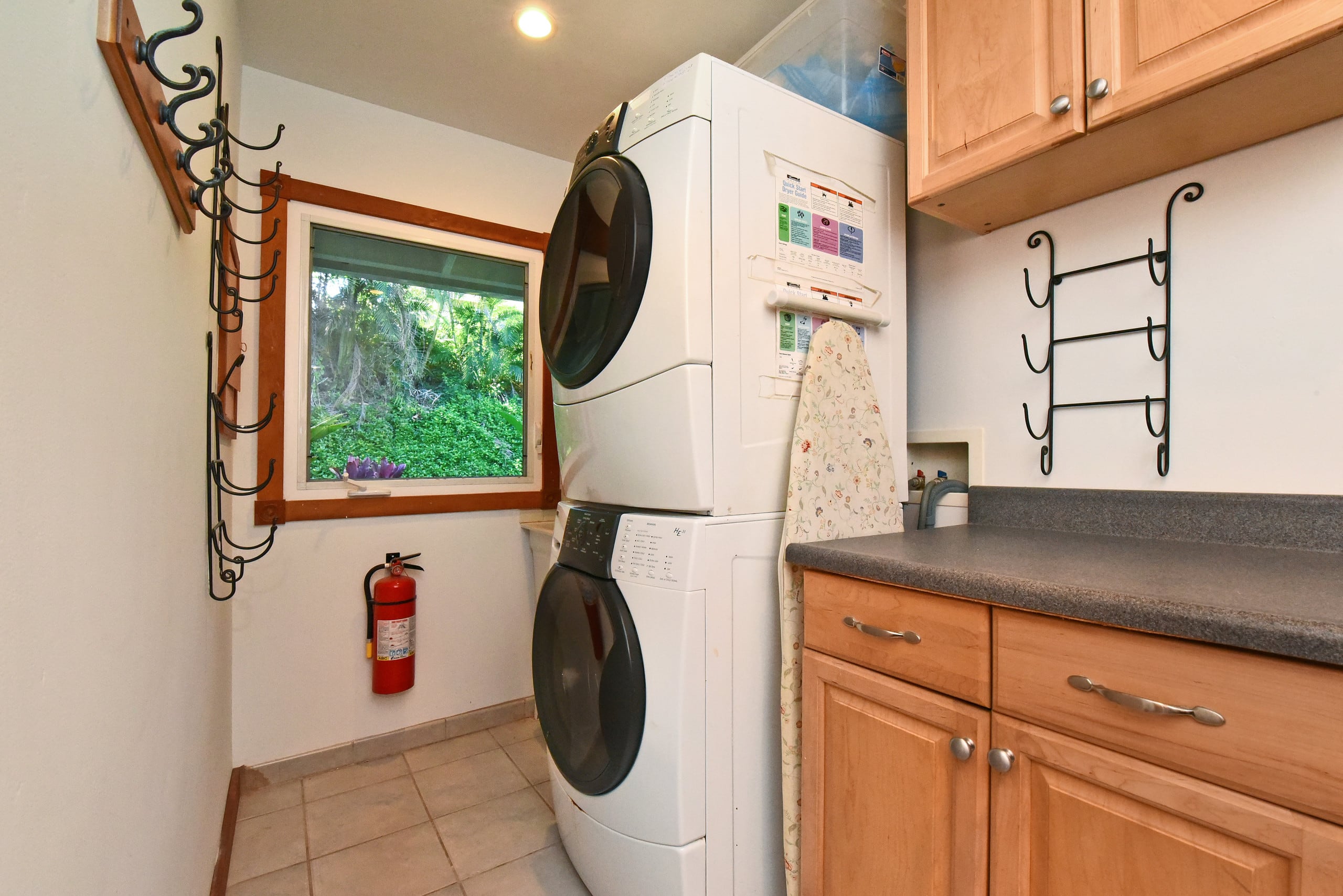 Home in Lahaina · ★5.0 · 4 bedrooms · 4 beds · 4 baths - Image 38