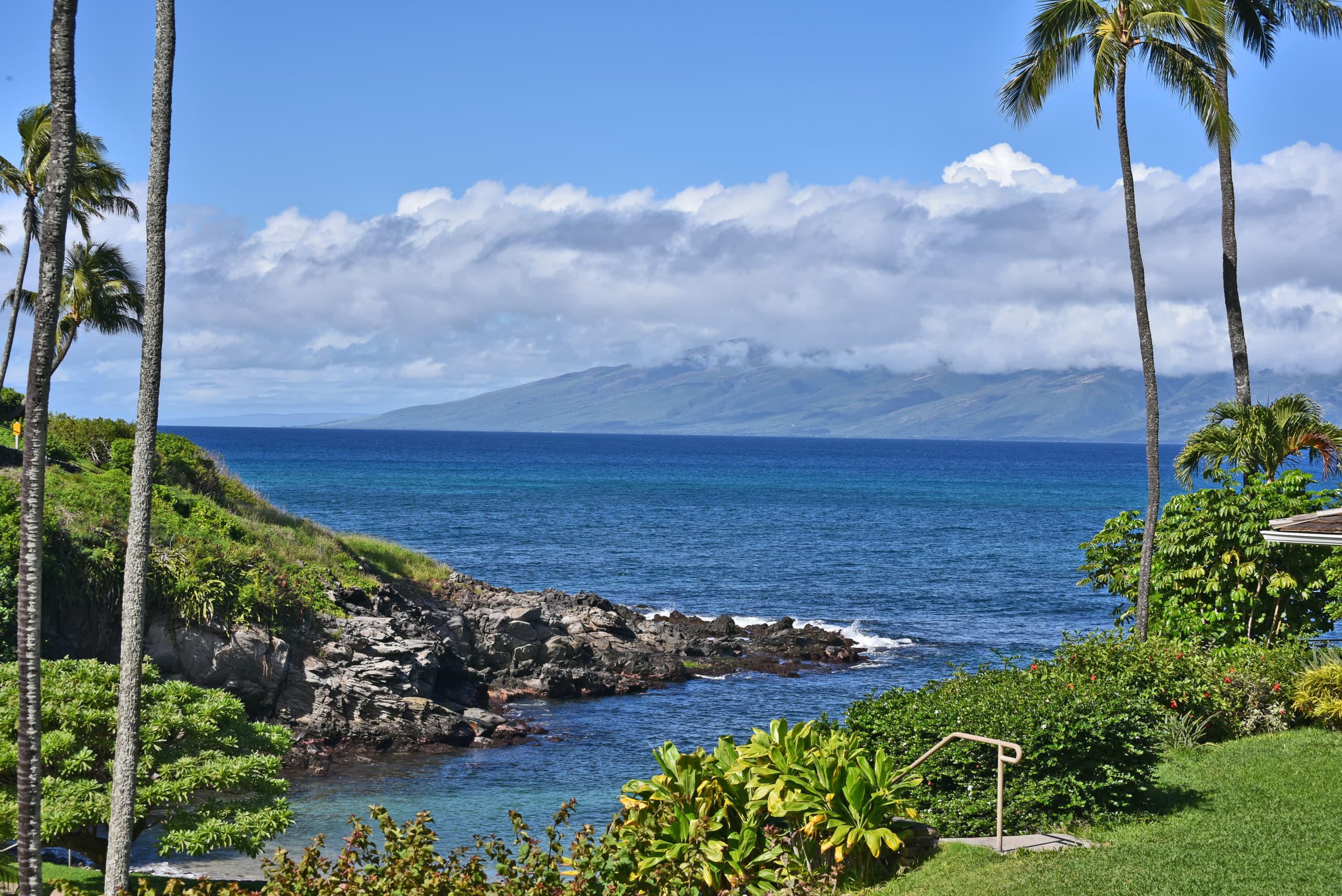 Home in Lahaina · ★5.0 · 4 bedrooms · 4 beds · 4 baths - Image 24