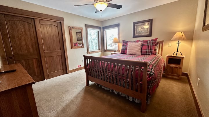 Საძინებელი №2,  მე-2 სართული