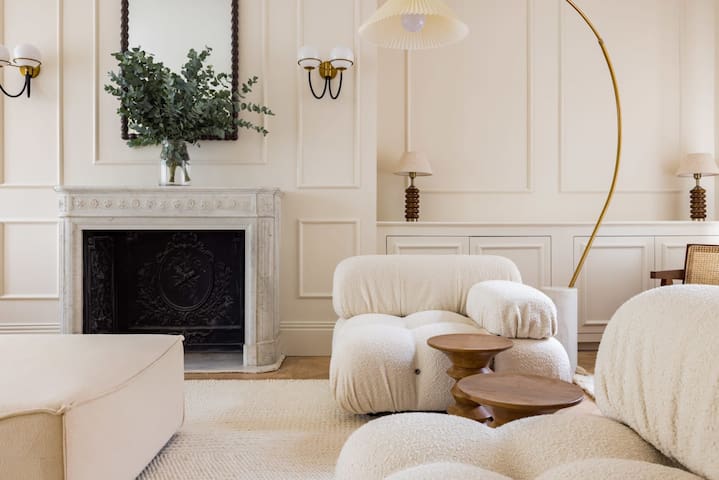 House of Bobbin – Hyde Park Mansion