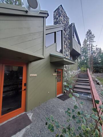 Sierra Sky Property Management managed Airbnb listing 1