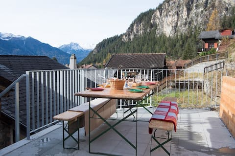 Large Alpine house for 10 with panoramic views