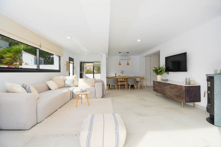 Graham Holiday Rentals managed Airbnb listing 2