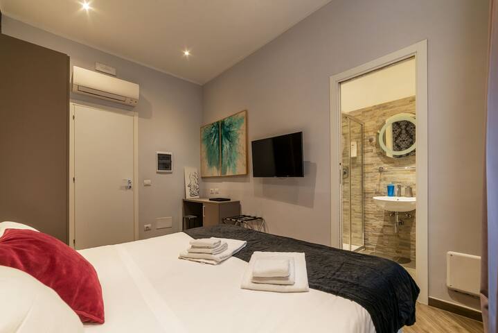 Frattina 1 – FromHometoRome gallery image 4