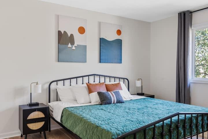 Dormitorio tamaño king en la unidad inferior Vista 1