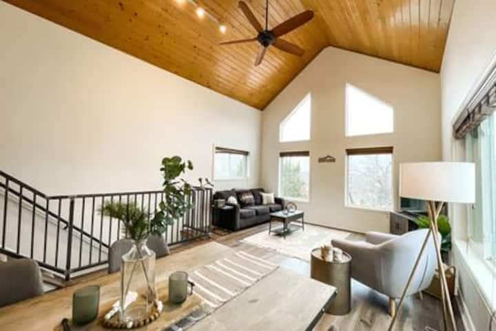 Red Rocks Retreat/hot Tub/mtn Views/mins To Trails - Manitou Cliff Dwellings