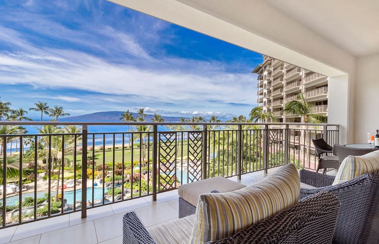 Hyatt Residence Club 2BR OF Lower Residence 0001