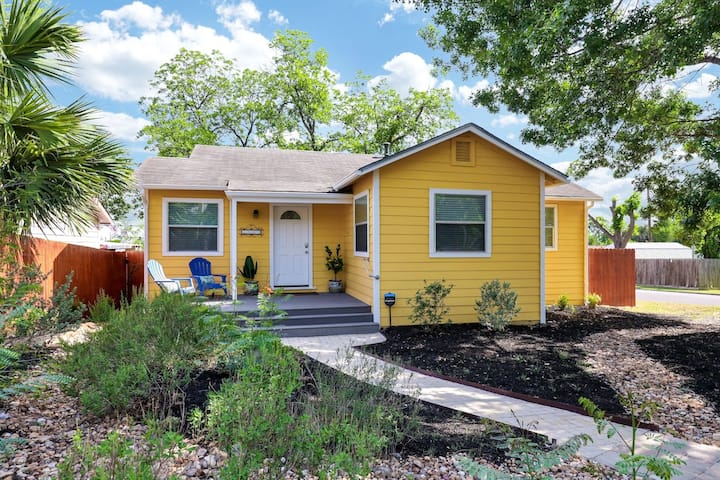 Immaculate New Casita ~ Perfectly Furnished - San Antonio, TX