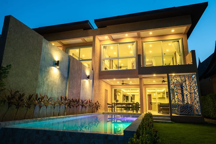 Superhost managed Airbnb listing 2