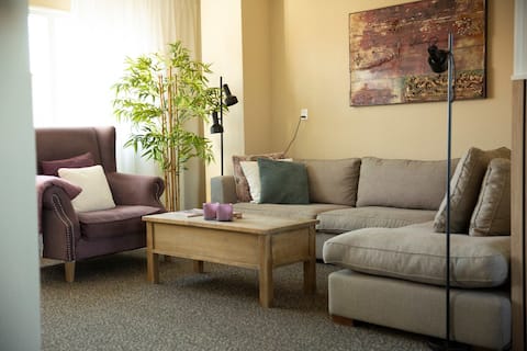 Popular Airbnb listing: Hello Zeeland - Apartment Weststraat 14 in Wijk 04 Domburg