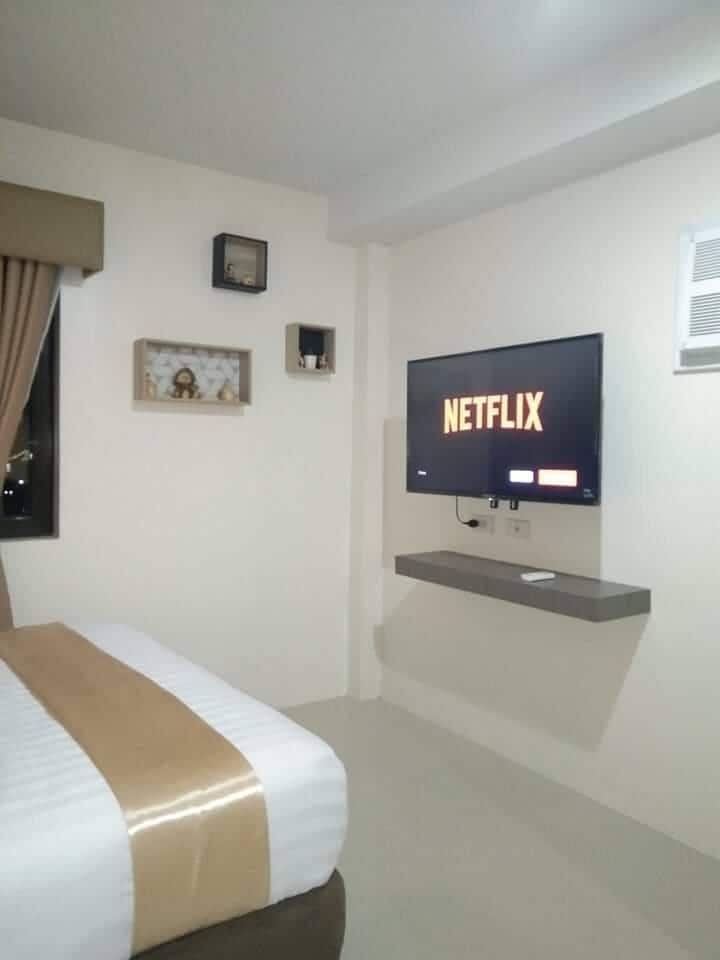 Stunning Studio Type - 1641 - 16th Flr Persimmon - Lapu-Lapu City